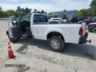2012 Ford F-250 XL z VIN 1FTBF2B65CEA94825, wystawiony jako Copart lot #56392965 z przebiegiem 93 085 mil mil oraz Czysty tytuł • Clean title. Historia ofert i sprzedaży dostępna na DreamBid. Obrazek 2.