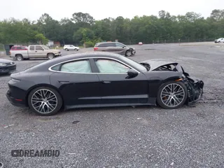 2022 Porsche Taycan 4S z VIN WP0AB2Y12NSA43485, wystawiony jako IAAI lot #42339411 z przebiegiem 16 371 mil mil oraz . Historia ofert i sprzedaży dostępna na DreamBid. Obrazek 13.