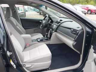 2012 Toyota Camry L z VIN 4T1BF1FK0CU203419, wystawiony jako IAAI lot #42267352 z przebiegiem 73 969 mil mil oraz . Historia ofert i sprzedaży dostępna na DreamBid. Obrazek 5.