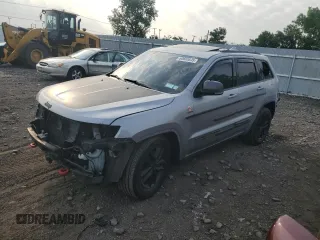 2017 Jeep Grand Cherokee Trailhawk with VIN 1C4RJFLTXHC700177, listed as a Copart auction lot 60660645 with Not provided miles and Salvage title. Bid and sale history available at DreamBid. Image 1.