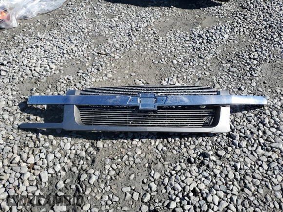 2002 Chevrolet Avalanche z VIN 3GNEK13T52G137145, wystawiony jako Copart lot #45927535 z przebiegiem Nie podano mil oraz Szkoda całkowita • Salvage title. Historia ofert i sprzedaży dostępna na DreamBid. Obrazek 12.