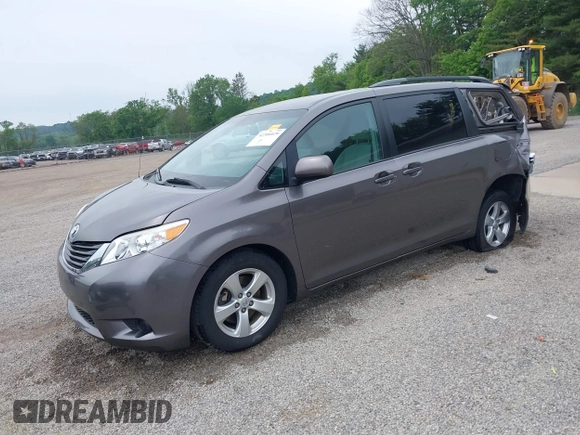 2014 Toyota Sienna LE AAS с VIN 5TDKK3DC8ES422689, выставлен на аукционе IAAI как лот 42306029 с пробегом 41 627 миль миль и . История ставок и продаж доступна на DreamBid. Изображение 18.