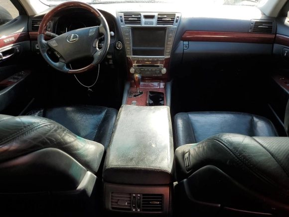 2010 Lexus LS 460 with VIN JTHBL5EF7A5101341, listed as a Copart auction lot 52371455 with 209,048 mi miles and Salvage Title. Bid and sale history available at carsss.com. Image 8.