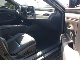 2022 Lexus ES 350 z VIN 58ACZ1B11NU120506, wystawiony jako IAAI lot #42082831 z przebiegiem 60 531 mil mil oraz . Historia ofert i sprzedaży dostępna na DreamBid. Obrazek 5.