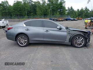 2019 Infiniti Q50 3.0t LUXE with VIN JN1EV7AR1KM559553, listed as a IAAI auction lot 40128019 with 62,272 mi miles. Bid and sale history available at carsss.com. Image 14.