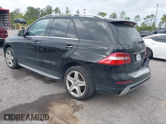 2014 Mercedes-Benz M 350 with VIN 4JGDA5HB0EA280601, listed as a IAAI auction lot 41871333 with 109,789 mi miles and . Bid and sale history available at DreamBid. Image 3.