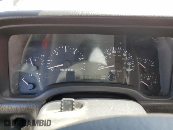 2000 Jeep Cherokee with VIN 1J4FT48S6YL152495, listed as a Copart auction lot 60627965 with 196,086 mi miles and Salvage title. Bid and sale history available at DreamBid. Image 9.