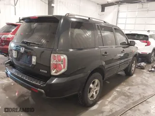 2006 Honda Pilot EX with VIN 2HKYF18436H519974, listed as a IAAI auction lot 41739171 with 151,808 mi miles. Bid and sale history available at carsss.com. Image 4.