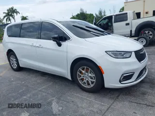 2025 Chrysler Pacifica Select z VIN 2C4RC1BG7SR515214, wystawiony jako IAAI lot #42354732 z przebiegiem 5 803 mil mil oraz . Historia ofert i sprzedaży dostępna na DreamBid. Obrazek 1.