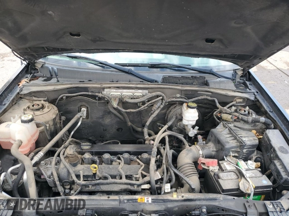 2012 Ford Escape XLS с VIN 1FMCU9C76CKA23687, выставлен на аукционе Copart как лот 55811985 с пробегом 147 845 миль миль и Списание • Salvage title. История ставок и продаж доступна на DreamBid. Изображение 12.
