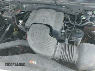 2003 Ford F-150 XL с VIN 1FTRX08W03KC28567, выставлен на аукционе IAAI как лот 42712321 с пробегом 116 979 миль миль и . История ставок и продаж доступна на DreamBid. Изображение 13.
