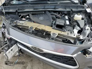 2024 Toyota Highlander LE z VIN 5TDKDRAH8RS053920, wystawiony jako Copart lot #51061275 z przebiegiem 30 334 mil mil oraz Tytuł czysty. Historia ofert i sprzedaży dostępna na DreamBid. Obrazek 12.