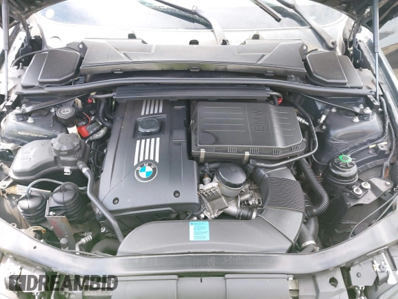 2008 BMW 3 Series 335i with VIN WBAVB77568NH78828, listed as a IAAI auction lot 42053292 with 100,757 mi miles. Bid and sale history available at carsss.com. Image 10.