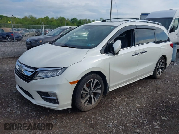 2018 Honda Odyssey Elite with VIN 5FNRL6H98JB045078, listed as a IAAI auction lot 42184758 with 144,981 mi miles. Bid and sale history available at carsss.com. Image 16.