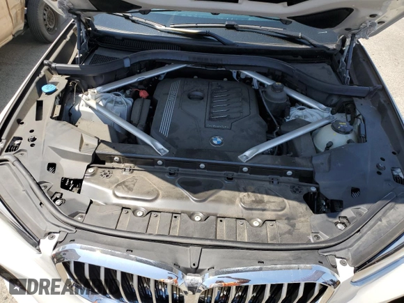 2019 BMW X5 xDrive40i with VIN 5UXCR6C57KLK85504, listed as a Copart auction lot 60908665 with 21,333 mi miles and Salvage title. Bid and sale history available at DreamBid. Image 12.