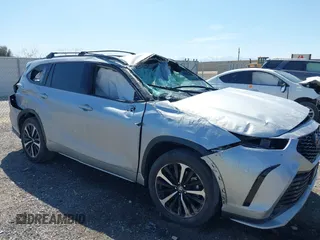 2022 Toyota Highlander XSE z VIN 5TDJZRAH8NS112035, wystawiony jako IAAI lot #41840559 z przebiegiem 19 647 mil mil oraz . Historia ofert i sprzedaży dostępna na DreamBid. Obrazek 1.