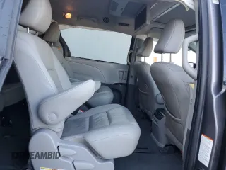 2020 Toyota Sienna XLE с VIN 5TDDZ3DC0LS243029, выставлен на аукционе Copart как лот 50818735 с пробегом 84 182 миль миль и Списание • Salvage title. История ставок и продаж доступна на DreamBid. Изображение 11.