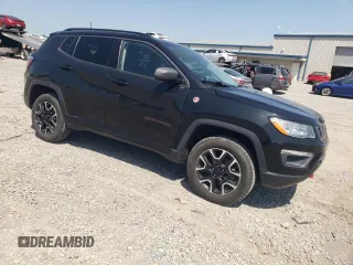 2020 Jeep Compass Trailhawk z VIN 3C4NJDDB1LT208160, wystawiony jako Copart lot #53326685 z przebiegiem 65 923 mil mil oraz Szkoda całkowita • Salvage title. Historia ofert i sprzedaży dostępna na DreamBid. Obrazek 4.