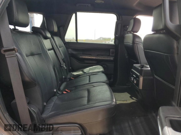 2018 Ford Expedition XLT with VIN 1FMJU1HT8JEA13947, listed as a Copart auction lot 58583495 with 98,706 mi miles and Salvage title. Bid and sale history available at DreamBid. Image 10.