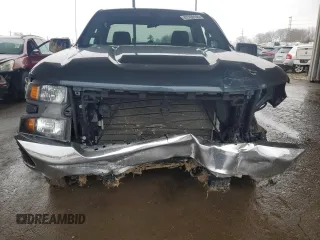 2019 Chevrolet Silverado 1500 with VIN 3GCNYAEH1KG278634, listed as a Copart auction lot 47760145 with 76,238 mi miles and Salvage Title. Bid and sale history available at DreamBid. Image 5.