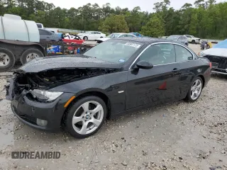 2008 BMW 3 Series 328i z VIN WBAWL13538PX18902, wystawiony jako Copart lot #50907175 z przebiegiem 150 358 mil mil oraz Czysty tytuł • Clean title. Historia ofert i sprzedaży dostępna na DreamBid. Obrazek 1.