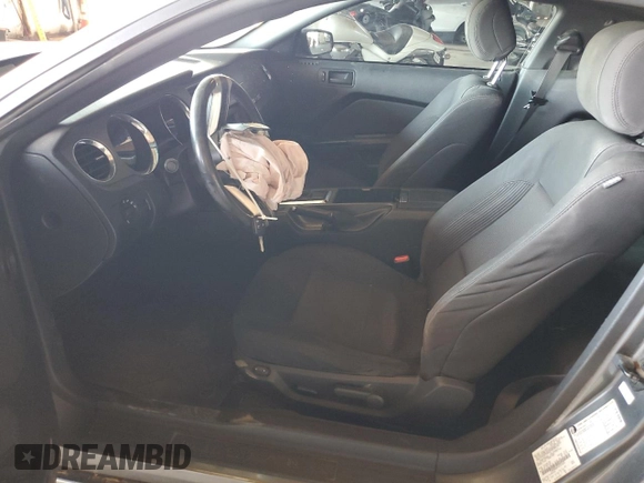 2013 Ford Mustang V6 with VIN 1ZVBP8AM7D5221623, listed as a Copart auction lot 59559165 with 160,070 mi miles and Salvage title. Bid and sale history available at DreamBid. Image 7.