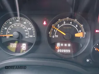 2014 Jeep Patriot Latitude with VIN 1C4NJRFB6ED689459, listed as a IAAI auction lot 42197469 with 202,899 mi miles. Bid and sale history available at carsss.com. Image 7.