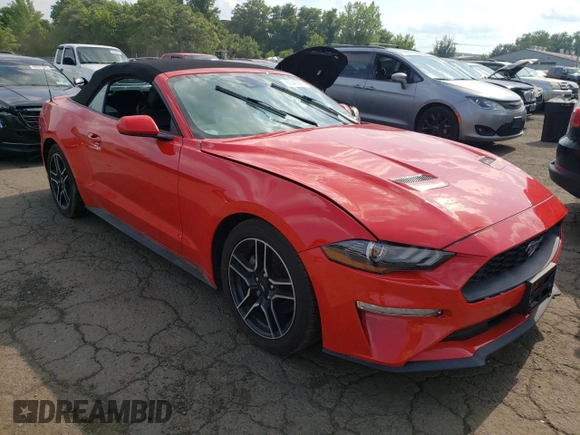 2022 Ford Mustang EcoBoost z VIN 1FATP8UH7N5115931, wystawiony jako Copart lot #60545995 z przebiegiem Nie podano mil oraz Szkoda całkowita • Salvage title. Historia ofert i sprzedaży dostępna na DreamBid. Obrazek 4.