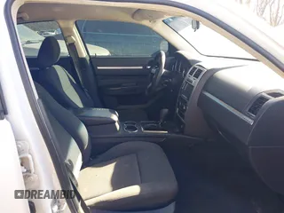 2010 Dodge Charger SXT with VIN 2B3CA3CV8AH298184, listed as a IAAI auction lot 41659996 with 191,234 mi miles and . Bid and sale history available at DreamBid. Image 5.
