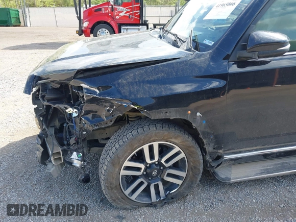 2018 Toyota 4Runner SR5 z VIN JTEBU5JR9J5567945, wystawiony jako IAAI lot #41965866 z przebiegiem 67 821 mil mil oraz . Historia ofert i sprzedaży dostępna na DreamBid. Obrazek 6.