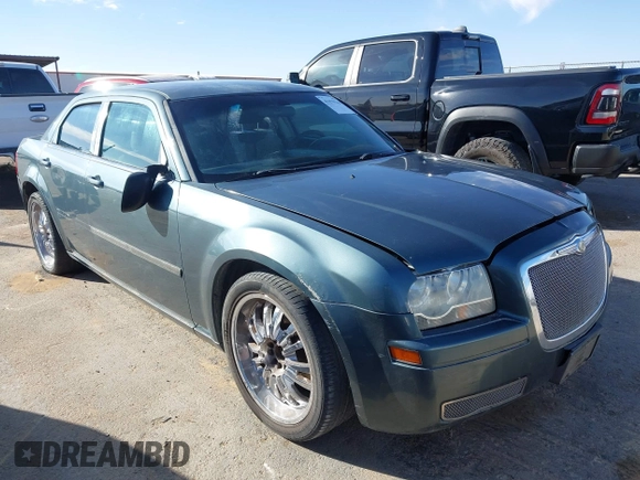 2006 Chrysler 300 with VIN 2C3KA43R76H158898, listed as a IAAI auction lot 41679164 with 1 mi miles. Bid and sale history available at carsss.com. Image 1.