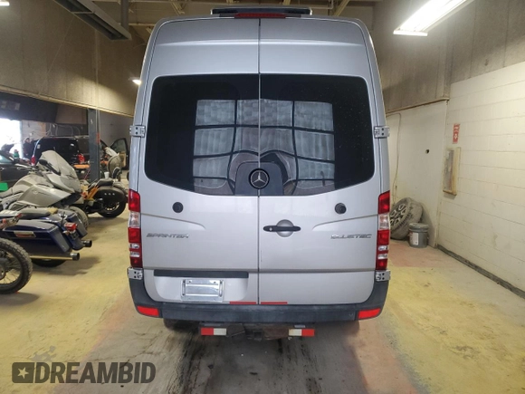 2014 Mercedes-Benz Sprinter with VIN WD3PE7DC8E5935347, listed as a Copart auction lot 88252445 with 187,828 mi miles and Salvage Title. Bid and sale history available at DreamBid. Image 6.