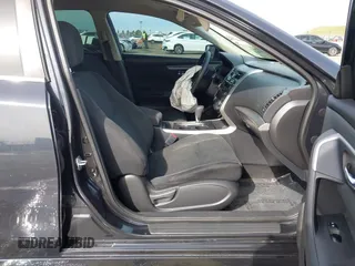 2015 Nissan Altima S with VIN 1N4AL3AP7FC171978, listed as a IAAI auction lot 41608556 with 165,989 mi miles and . Bid and sale history available at DreamBid. Image 5.