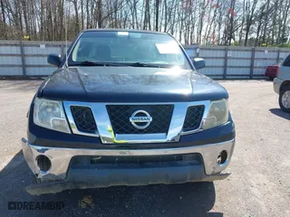 2011 Nissan Frontier PRO-4X with VIN 1N6AD0EV5BC444180, listed as a IAAI auction lot 41943975 with 73,435 mi miles. Bid and sale history available at carsss.com. Image 12.