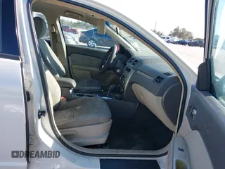 2012 Ford Fusion S with VIN 3FAHP0GA7CR364584, listed as a IAAI auction lot 41664045 with 185,895 mi miles. Bid and sale history available at carsss.com. Image 5.