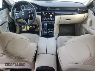2022 Maserati Quattroporte GT z VIN ZAM56XPA9N1386149, wystawiony jako Copart lot #45134625 z przebiegiem 19 642 mil mil oraz Szkoda całkowita • Salvage title. Historia ofert i sprzedaży dostępna na DreamBid. Obrazek 8.