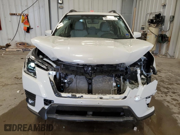 2024 Subaru Forester Premium z VIN JF2SKADC6RH511659, wystawiony jako Copart lot #55260975 z przebiegiem 10 445 mil mil oraz Szkoda całkowita • Salvage title. Historia ofert i sprzedaży dostępna na DreamBid. Obrazek 5.
