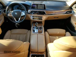 2018 BMW 7 Series 740i with VIN WBA7E2C59JG742891, listed as a Copart auction lot 78184903 with 43,189 mi miles. Bid and sale history available at carsss.com. Image 8.