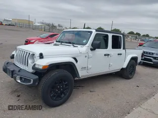 2023 Jeep Gladiator Overland z VIN 1C6HJTFG7PL566484, wystawiony jako IAAI lot #42424428 z przebiegiem 52 057 mil mil oraz . Historia ofert i sprzedaży dostępna na DreamBid. Obrazek 14.