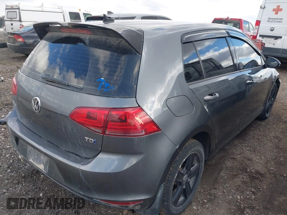 2015 Volkswagen Golf SEL z VIN 3VWRA7AU7FM062173, wystawiony jako IAAI lot #41878714 z przebiegiem 154 883 mil mil oraz . Historia ofert i sprzedaży dostępna na DreamBid. Obrazek 4.