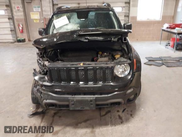 2020 Jeep Renegade Jeepster z VIN ZACNJBAB5LPL21798, wystawiony jako IAAI lot #42038384 z przebiegiem 65 753 mil mil oraz . Historia ofert i sprzedaży dostępna na DreamBid. Obrazek 12.