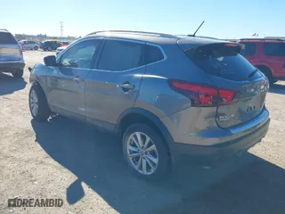 2019 Nissan Rogue Sport SV with VIN JN1BJ1CPXKW242592, listed as a IAAI auction lot 40917011 with 74,018 mi miles. Bid and sale history available at carsss.com. Image 3.