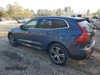2021 Volvo XC60 Momentum z VIN YV4102DK0M1841812, wystawiony jako Copart lot #42365255 z przebiegiem 26 441 mil mil oraz Szkoda całkowita • Salvage title. Historia ofert i sprzedaży dostępna na DreamBid. Obrazek 2.