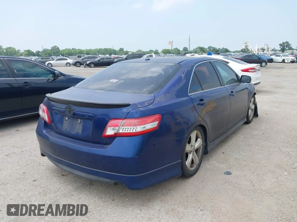 2011 Toyota Camry LE z VIN 4T1BF3EK4BU620134, wystawiony jako IAAI lot #42309875 z przebiegiem 145 272 mil mil oraz . Historia ofert i sprzedaży dostępna na DreamBid. Obrazek 4.