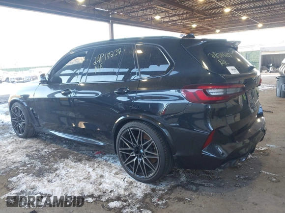 2022 BMW X5 M z VIN 5YMJU0C06N9L14251, wystawiony jako IAAI lot #40388936 z przebiegiem 59 561 mil mil oraz . Historia ofert i sprzedaży dostępna na DreamBid. Obrazek 3.