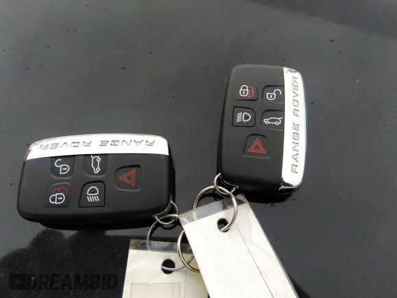 2011 Land Rover Range Rover Sport HSE Lux with VIN SALSK2D43BA270177, listed as a IAAI auction lot 42201241 with Not Provided miles and . Bid and sale history available at DreamBid. Image 11.