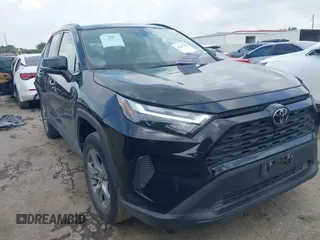 2022 Toyota RAV4 XLE with VIN 2T3W1RFVXNW201907, listed as a IAAI auction lot 42117522 with 51,208 mi miles and . Bid and sale history available at DreamBid. Image 1.
