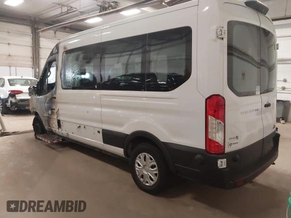2022 Ford Transit Cargo с VIN 1FTBR1C85NKA06880, выставлен на аукционе IAAI как лот 42373794 с пробегом 15 035 миль миль и . История ставок и продаж доступна на DreamBid. Изображение 3.