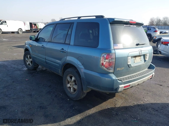 2008 Honda Pilot SE with VIN 5FNYF28308B019298, listed as a IAAI auction lot 41352461 with 283,806 mi miles. Bid and sale history available at carsss.com. Image 3.