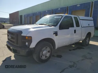 2008 Ford Super Duty F-250 SRW XL with VIN 1FTNX20518EA74678, listed as a Copart auction lot 50978195 with 190,786 mi miles and Clean Title. Bid and sale history available at carsss.com. Image 1.
